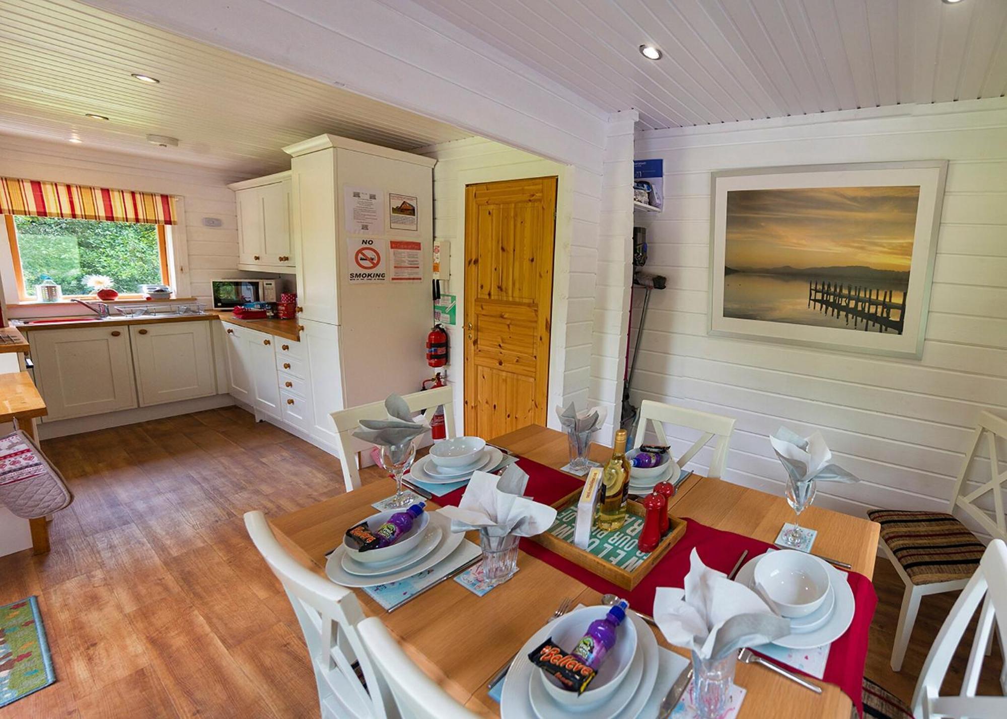 Anglesey Lakeside Lodges Menai Bridge Szoba fotó
