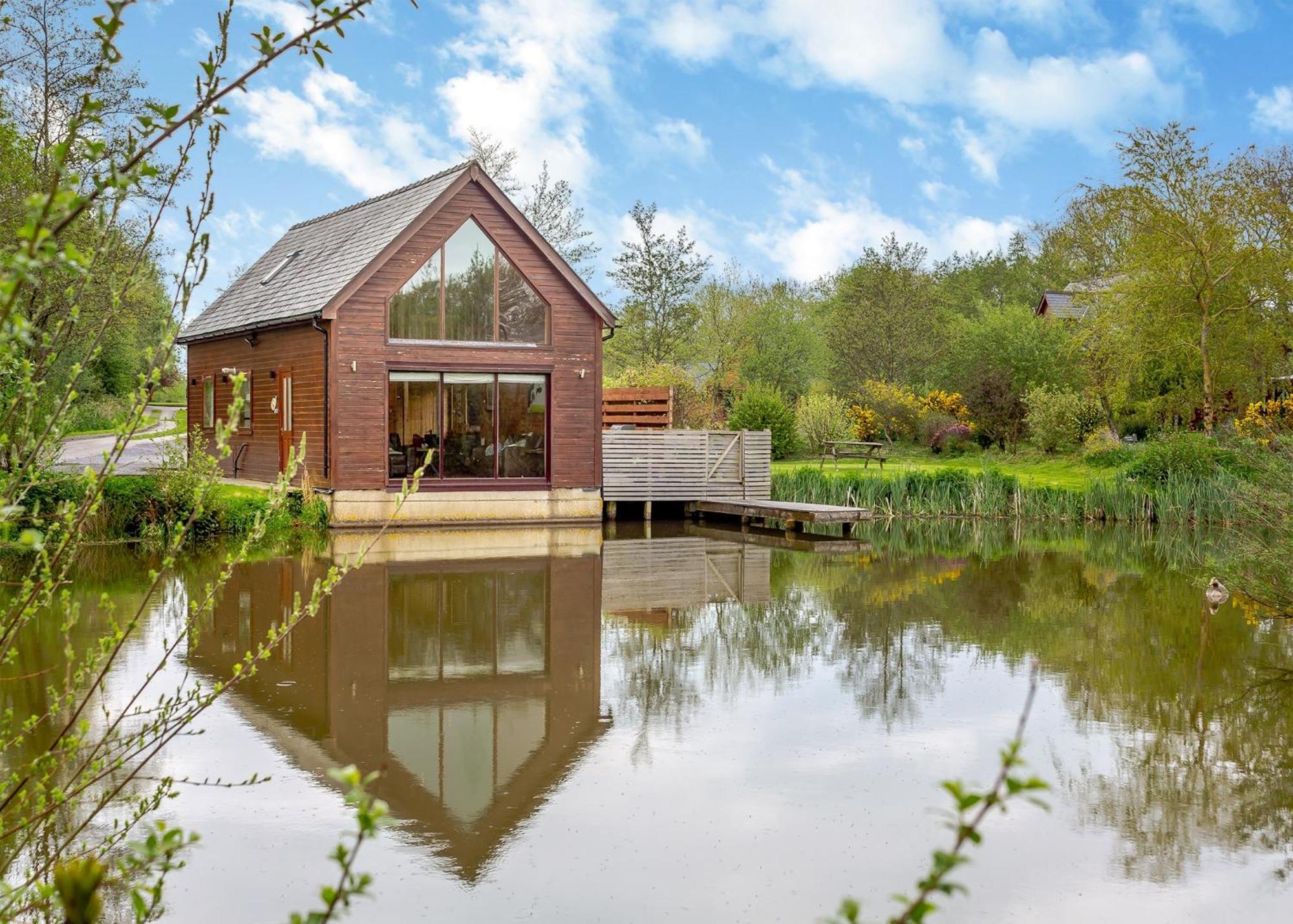 Anglesey Lakeside Lodges Menai Bridge Kültér fotó